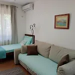 Mirta Apartments Family Farm