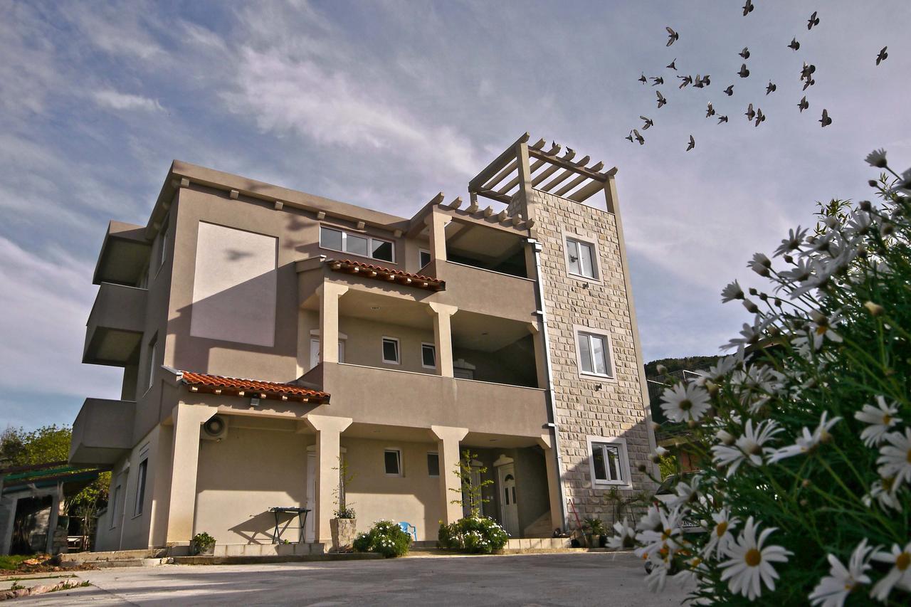 Apartament Mirta Family Farm *