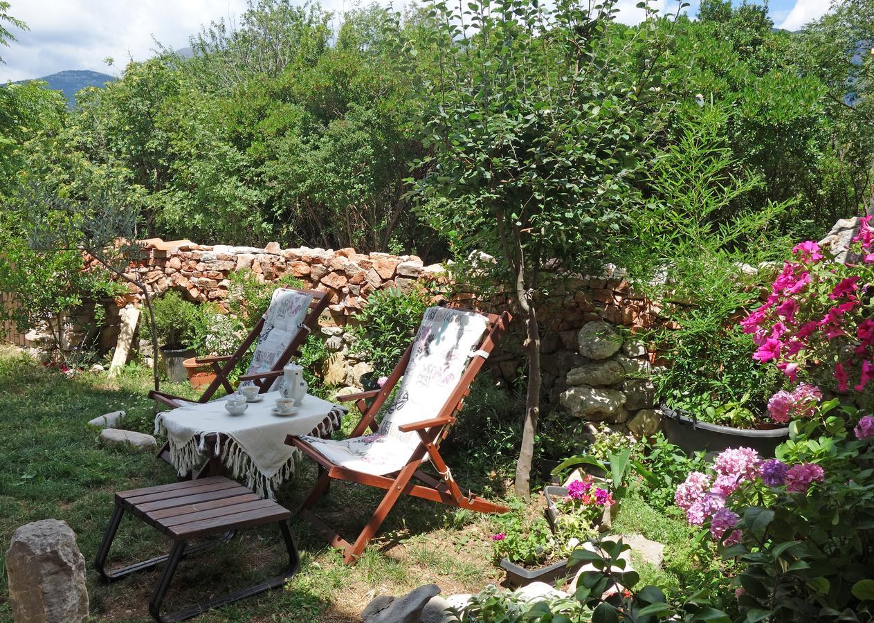 Apartament Mirta Family Farm Budva